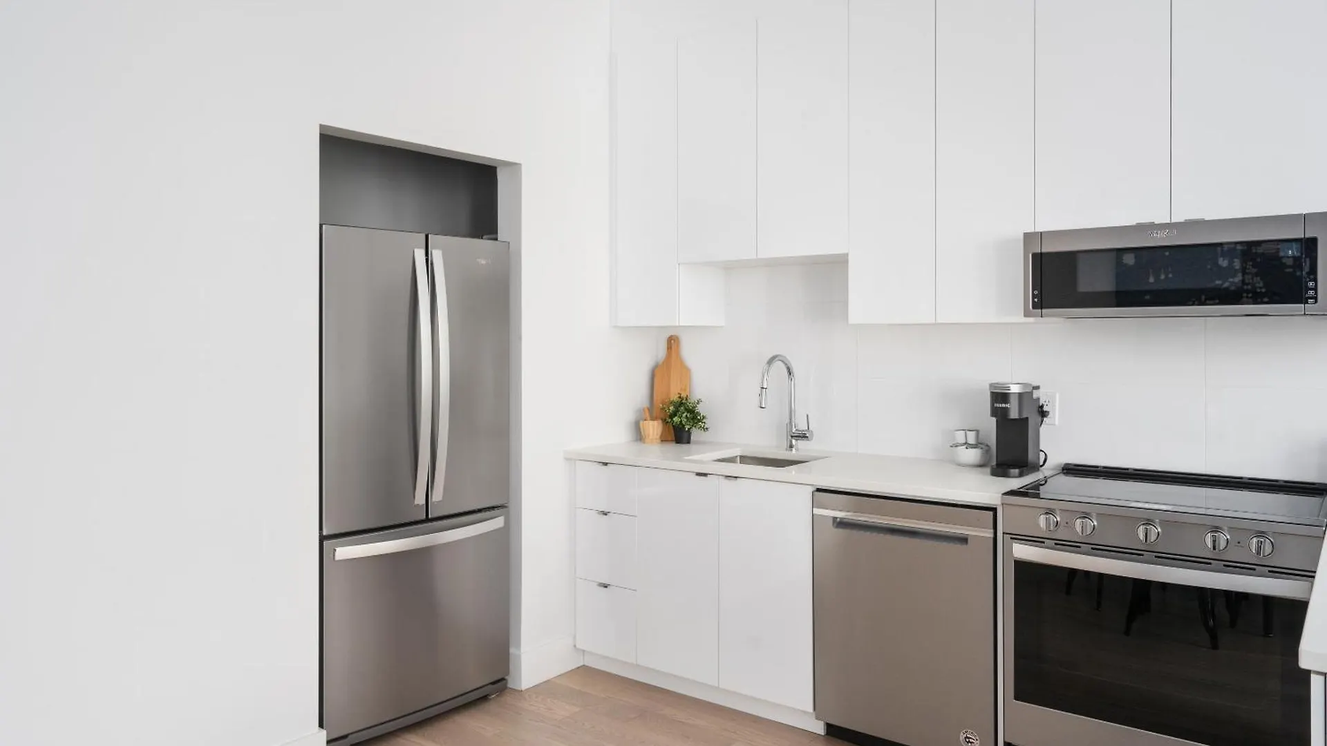 The S&D Apartments Montreal
