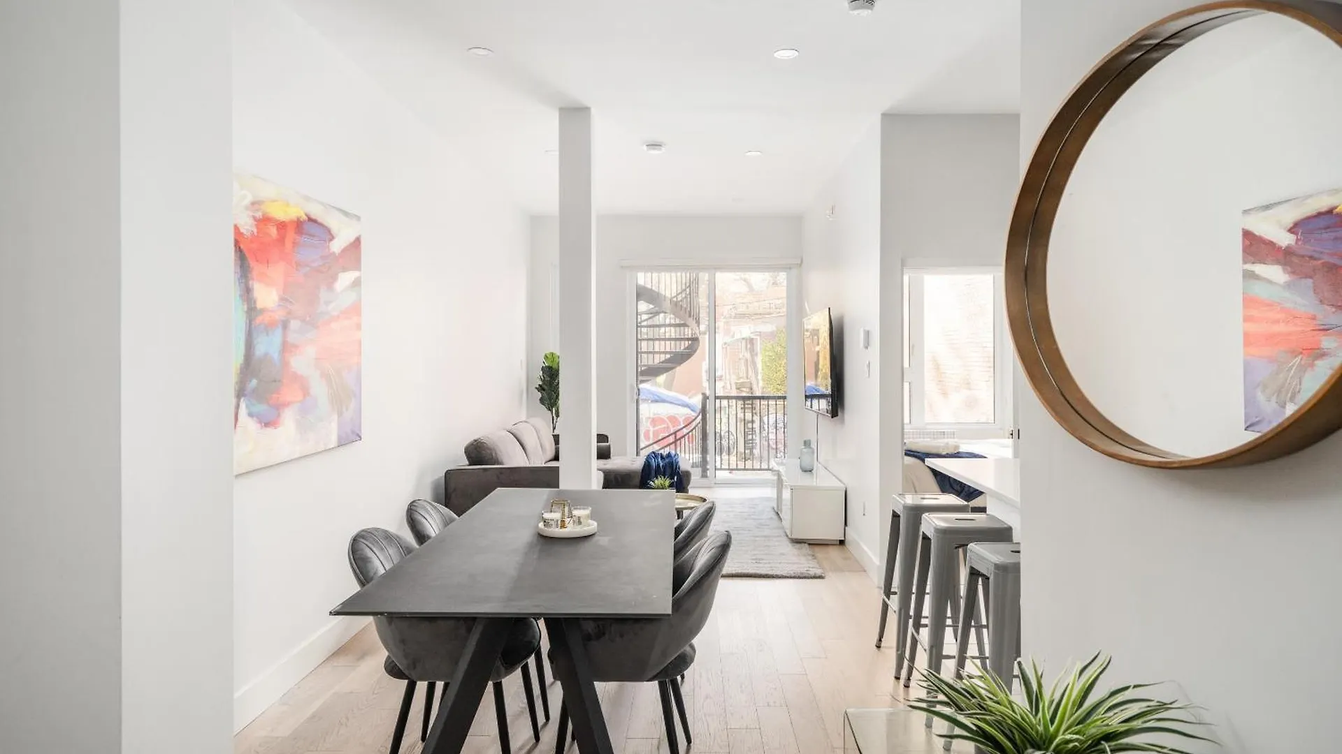 The S&D Apartments Montreal