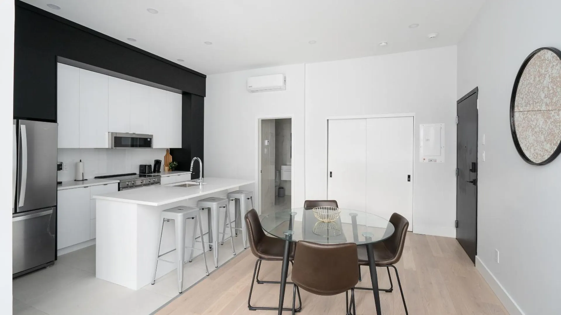 The S&D Apartments Montreal